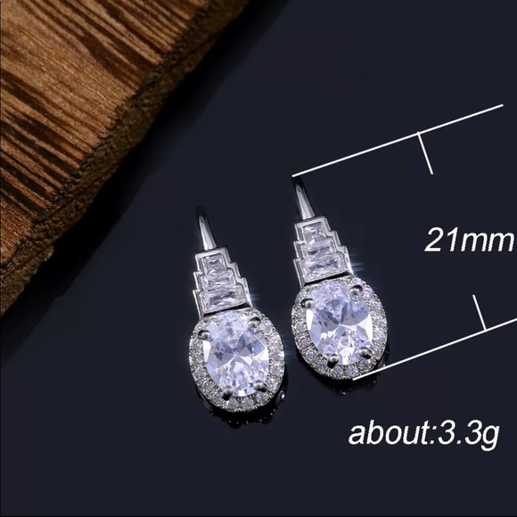 New Women’s 925 Silver Wedding Diamond Earrings - Picture 6 of 6